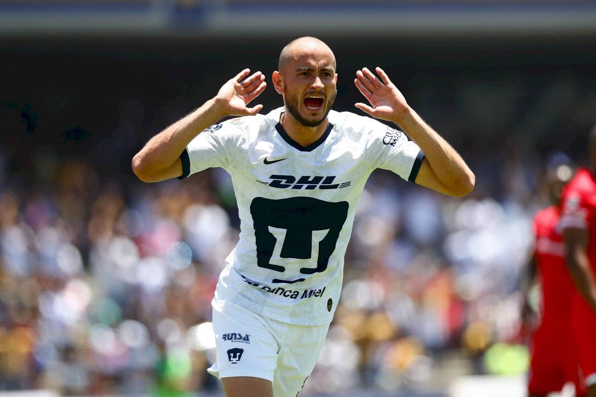Carlos González