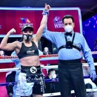 Jackie Nava exhibe su clase y vence a Marisol Corona
