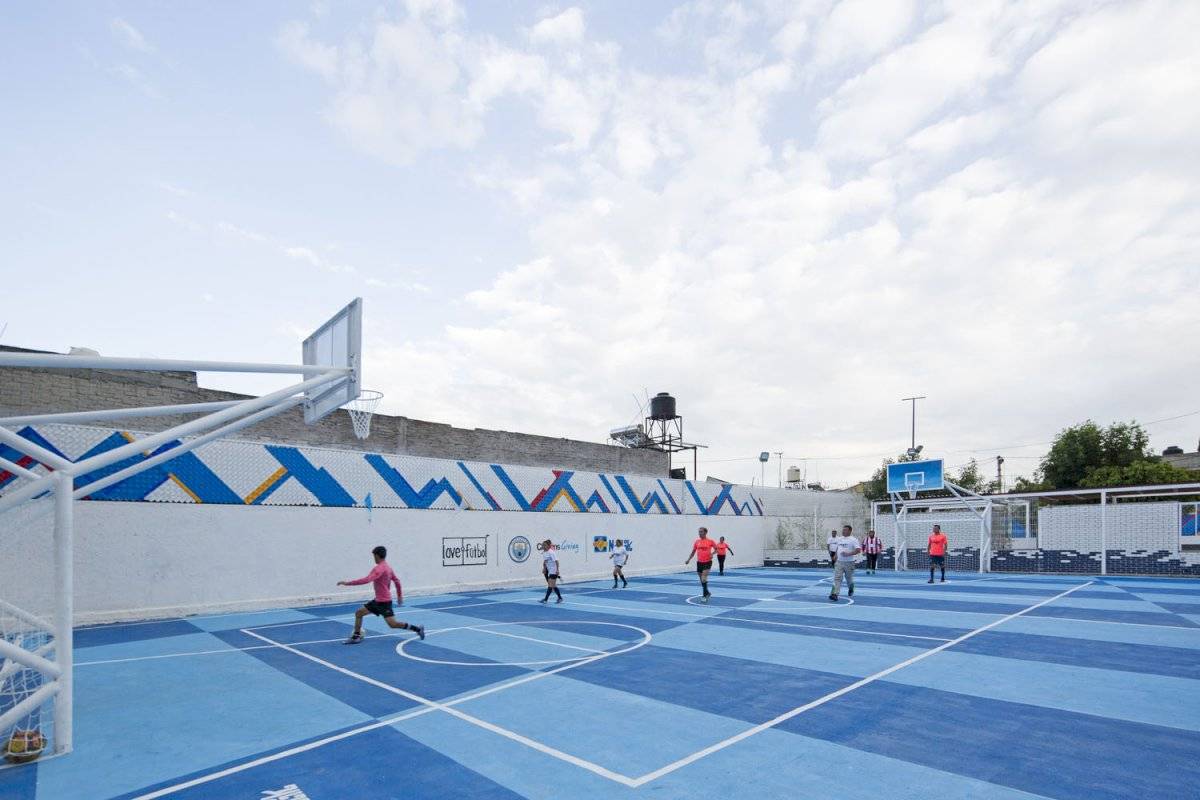 Manchester City recupera canchas en México