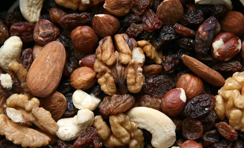 Los frutos secos poseen un elevado contenido en Omega 3, además contiene mucílagos frutos secos