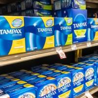 Mientras en México rechazan eliminar IVA a tampones, en Escocia serán gratis
