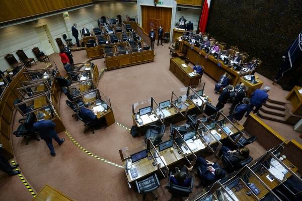Senado aprueba proyecto del Gobierno para nuevo retiro del 10%