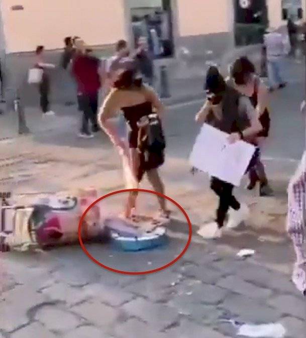 Manifestantes se llevan congeladas