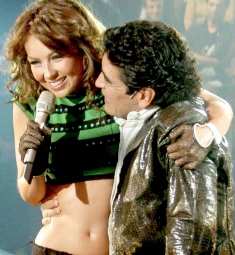 Thalía y Maradona