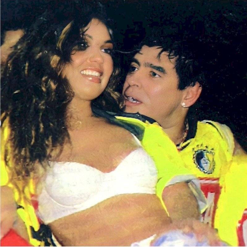 Thalía y Maradona