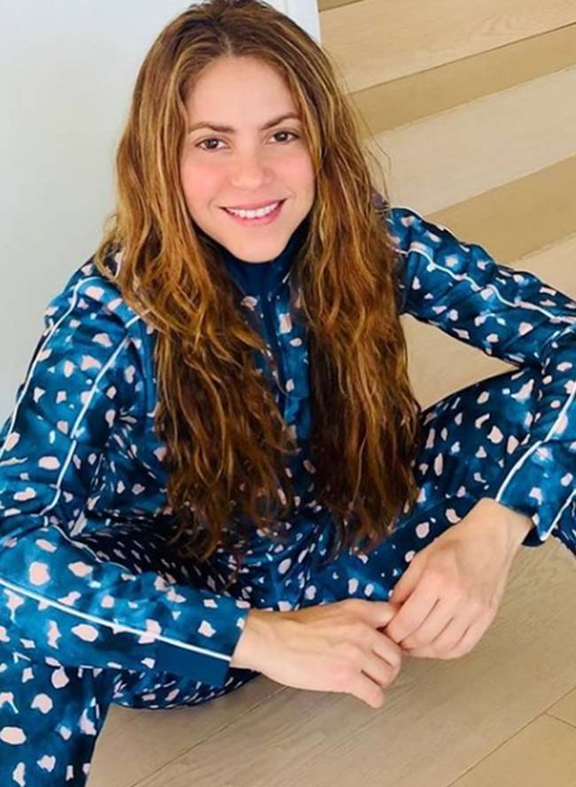 Shakira Shakira