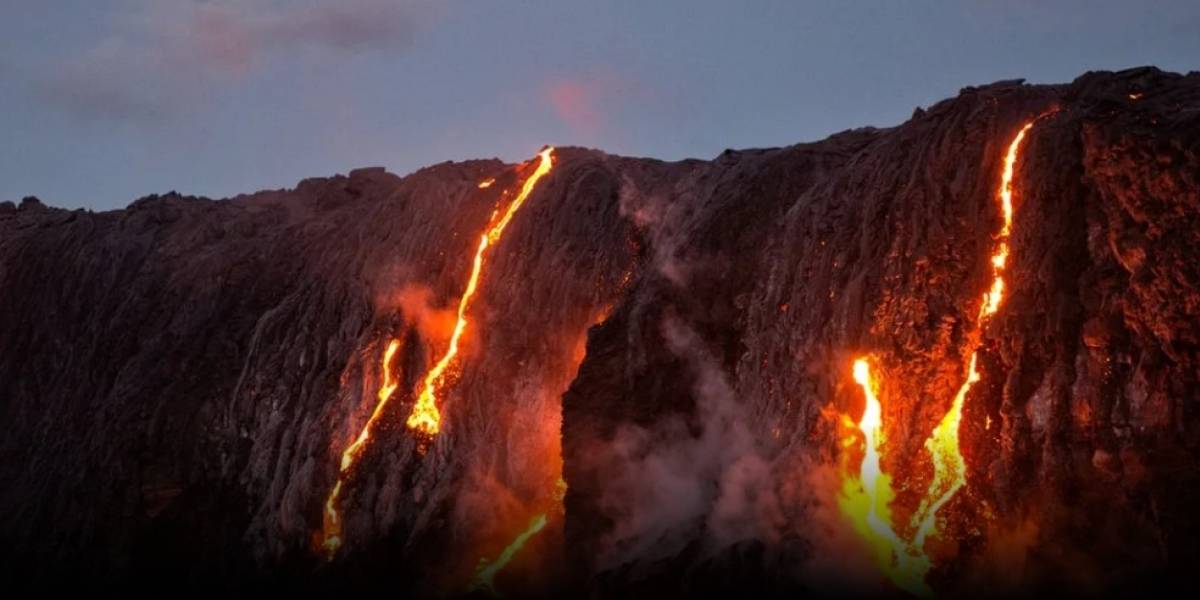 Viaje al corazón de los volcanes a punto de explotar: las imágenes más asombrosas