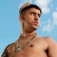 Bad Bunny busca erradicar el machismo con su estilo