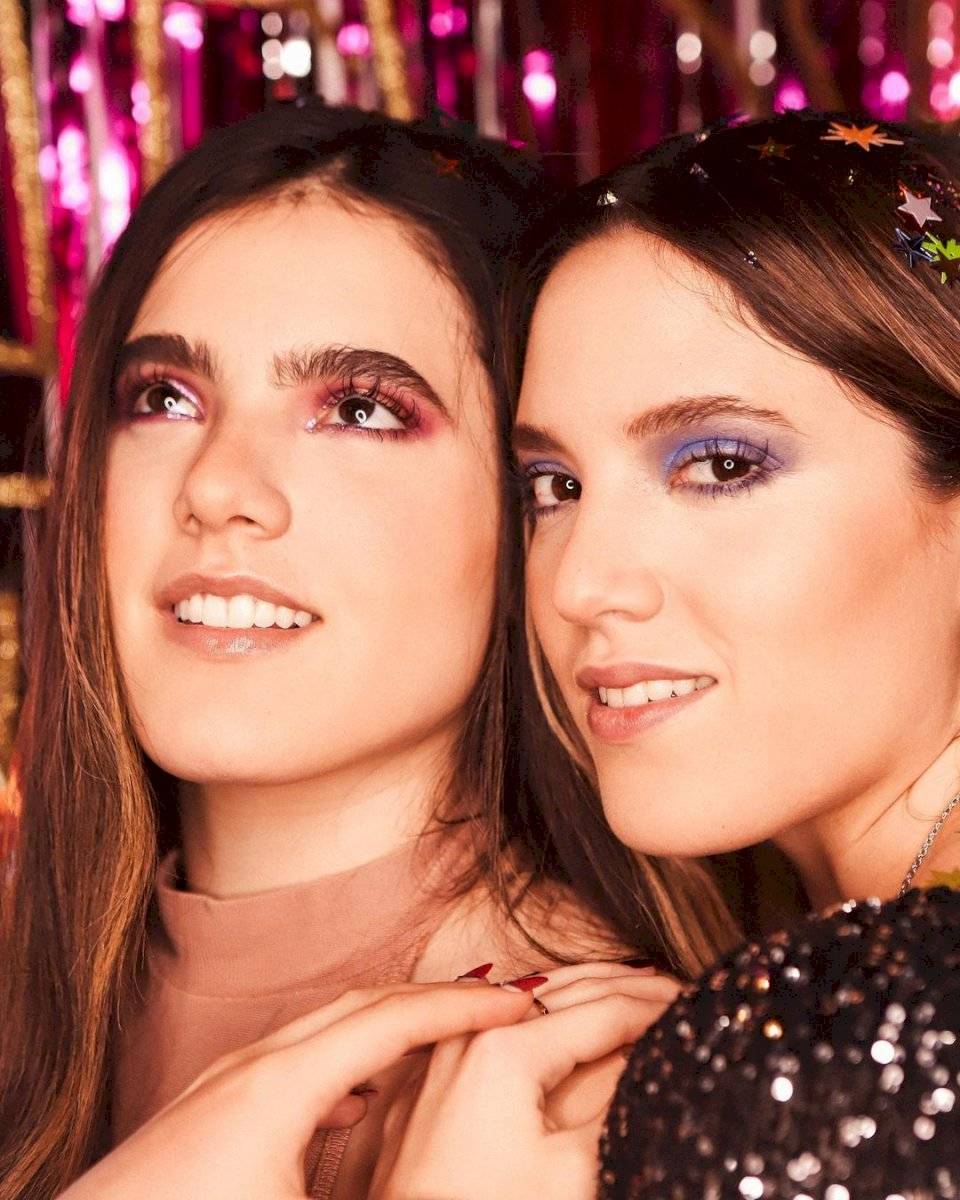 La hija de Alejandro Fernández, América celebra su cumpleaños 23 y presume su belleza en un vestido lencero beige con botines