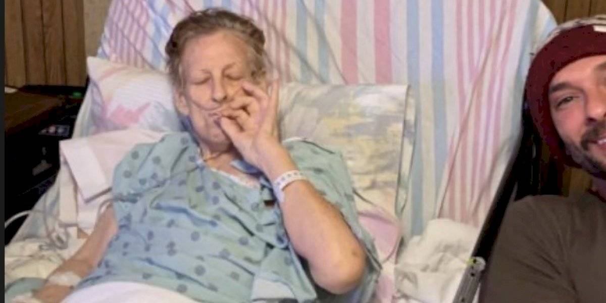 Nieto fuma marihuana con su abuela a pocas horas de morir Nieto fuma marihuana con su abuela a pocas horas de morir