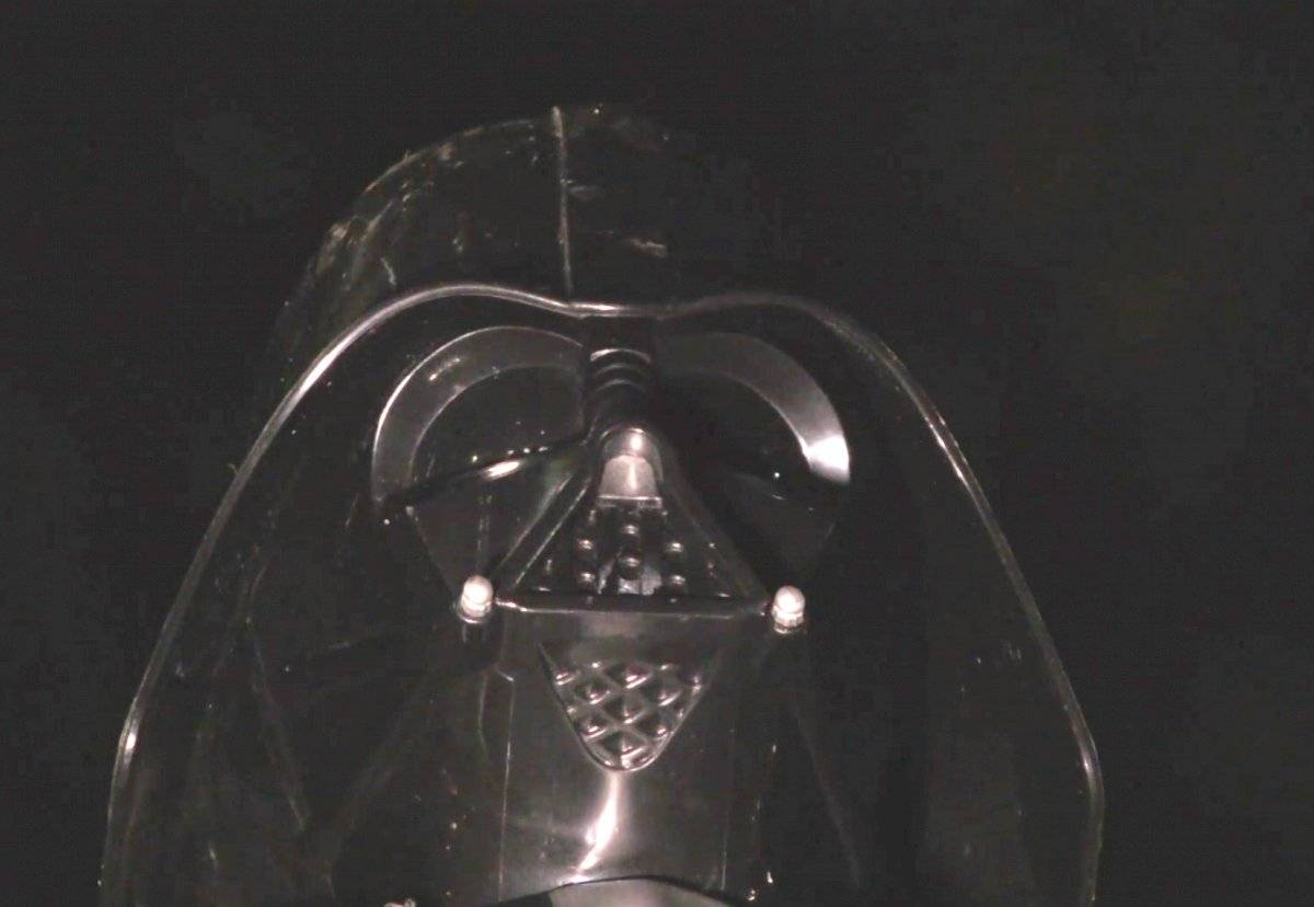 Instalan una estatua de Darth Vader en Bristol en homenaje a David Prowse