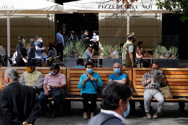 La "segunda ola" de coronavirus amenaza: RM llega al peak de contagios diarios en los últimos 2 meses