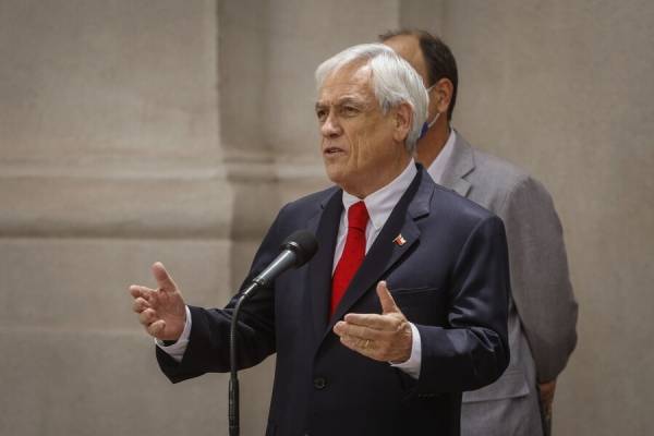 Sebastián Piñera asegura que la fase 2 en la Región Metropolitana permite "movernos al siguiente paso en Navidad y Año Nuevo"
