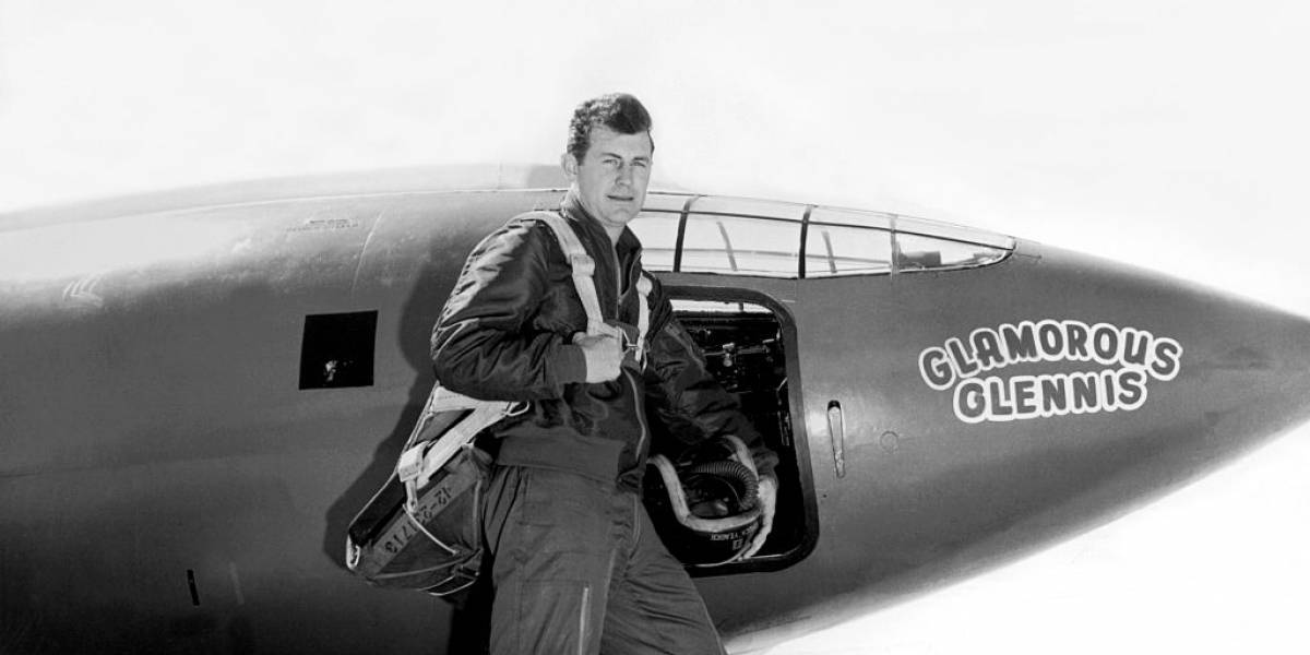 Falleció Chuck Yeager, primer piloto en romper la barrera del sonido