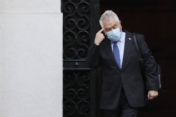 Doctor Paris teme un mal diagnóstico por la cuarentena: "No todas las comunas podrán salir de la Transición"