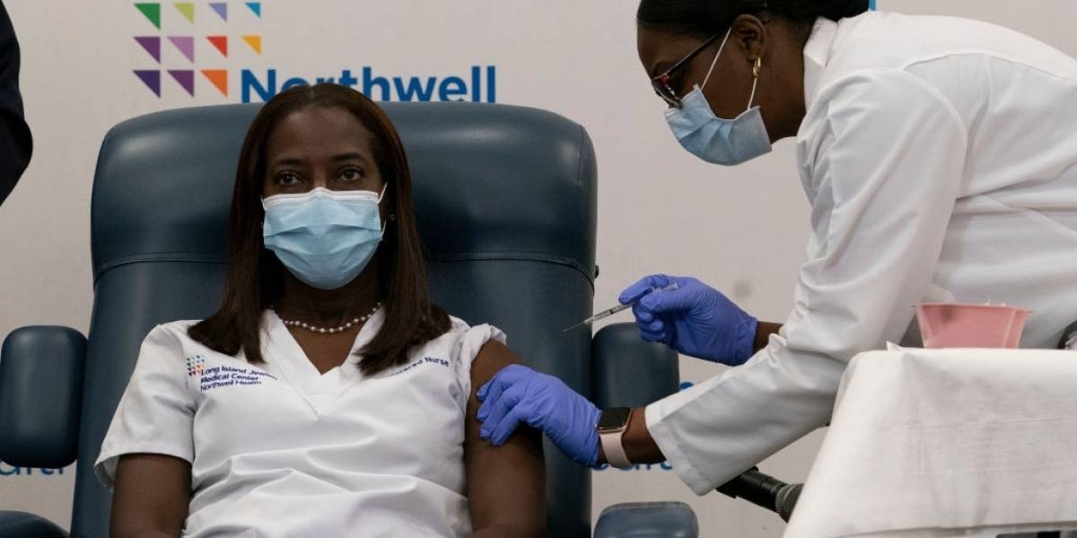 Vacuna de Coronavirus: los efectos secundarios y adversos que conocemos hasta ahora
