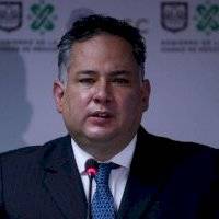 Santiago Nieto, el Zar anticorrupción, llama a revisar reforma a Banxico para evitar lavado