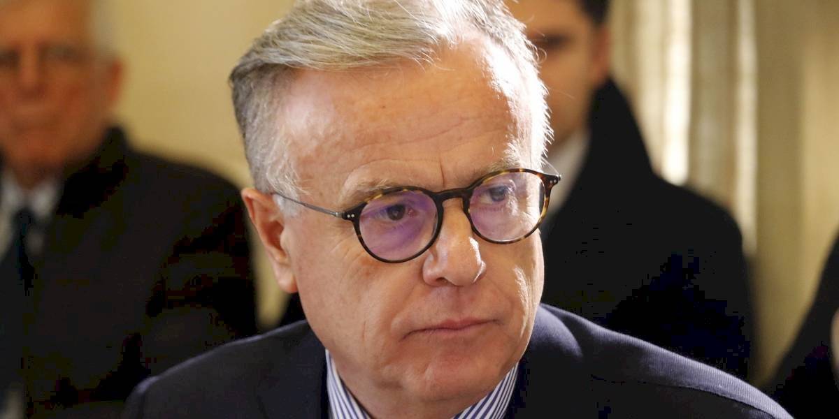 Emilio Santelices.