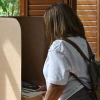 Se pagó extra por el escrutinio electrónico, pero falló en casi todas partes el día de las elecciones