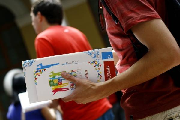 Ser mechón en pandemia: especialistas analizan el complejo escenario emocional de los estudiantes