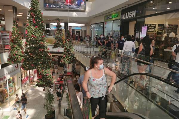 Que no le cuenten cuentos: ¿Qué puedo y no puedo hacer el 25 de Navidad en la Región Metropolitana?