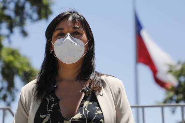Izkia Siches pide el cierre de fronteras por gravedad de la pandemia