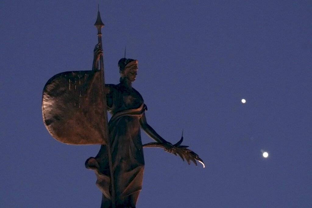 Júpiter y Saturno