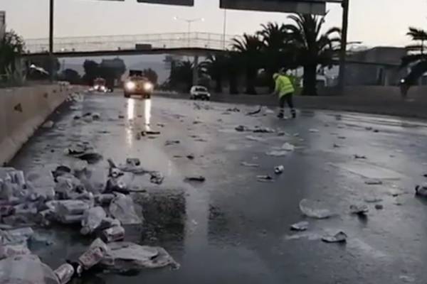 Cervezas tiradas en Vespucio Norte