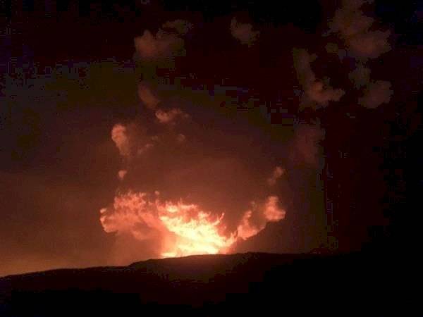 El volcán Kilauea en la Isla Grande de Hawai ha entrado en erupción