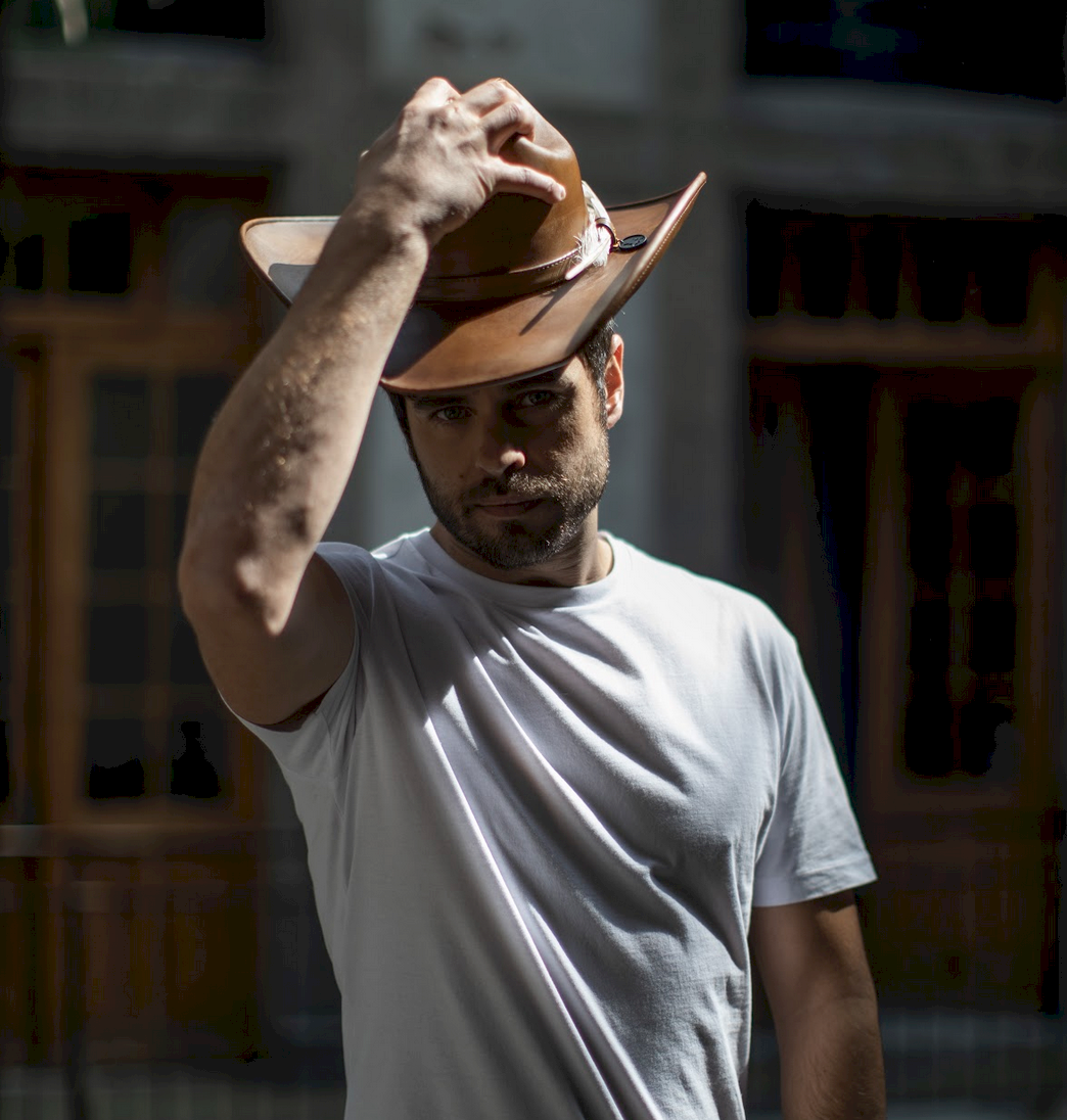Crean sombrero inspirado en historia tequilera