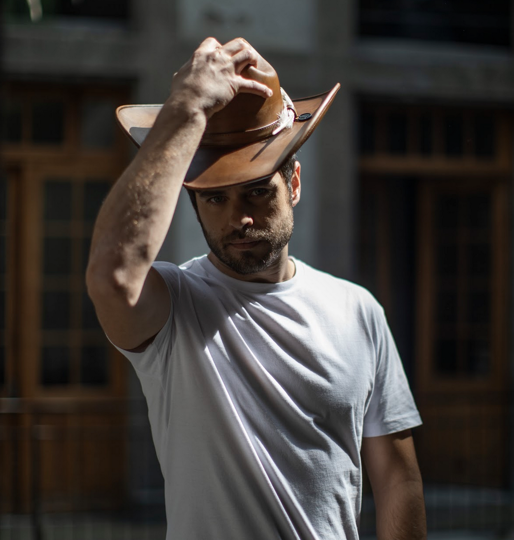 Crean sombrero inspirado en historia tequilera