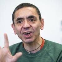 BioNTech cree que su vacuna servirá contra nueva cepa del coronavirus