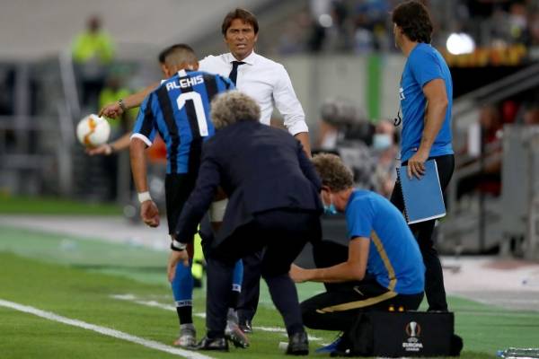 Antonio Conte no se lo manda a decir con nadie: "Alexis Sánchez se lesiona muy seguido"