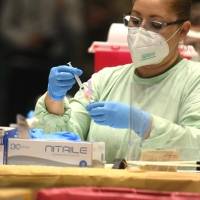 Fase de vacunación 1B comenzaría en las próximas semanas