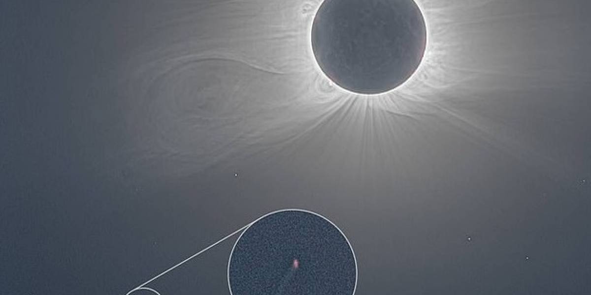 Imágenes detalladas del eclipse solar muestran un cometa que iba viajando hacia el astro rey a 700 mil km/h
