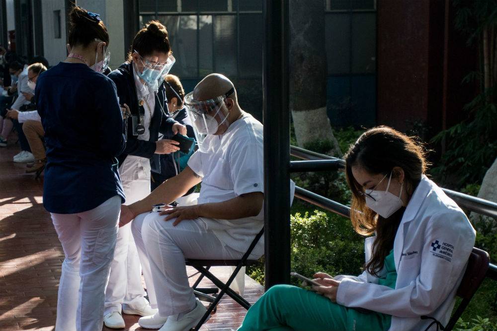 Personal médico vacunas en el Hospital General