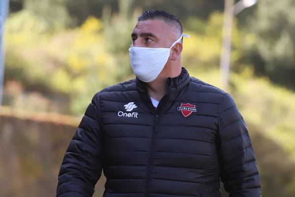 DT de Ñublense relata su dura experiencia con el covid-19: "Pensé que me moría"
