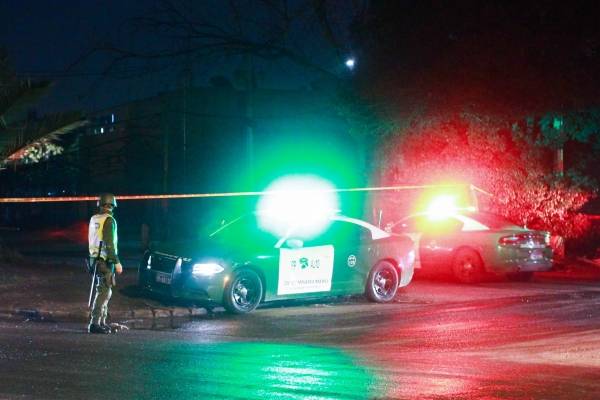 Detienen a 30 personas en fiesta clandestina de Cerro Navia que tenía hasta cámaras para detectar "intrusos"