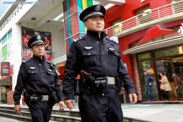 Al menos diez muertos en matanzas de Navidad: ataques con cuchillo en China y a balazos en Estados Unidos
