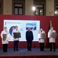 Entregan condecoración Miguel Hidalgo al personal de Salud