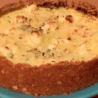 Receita salgada perfeita: quiche de massa de bolacha recheado de presunto