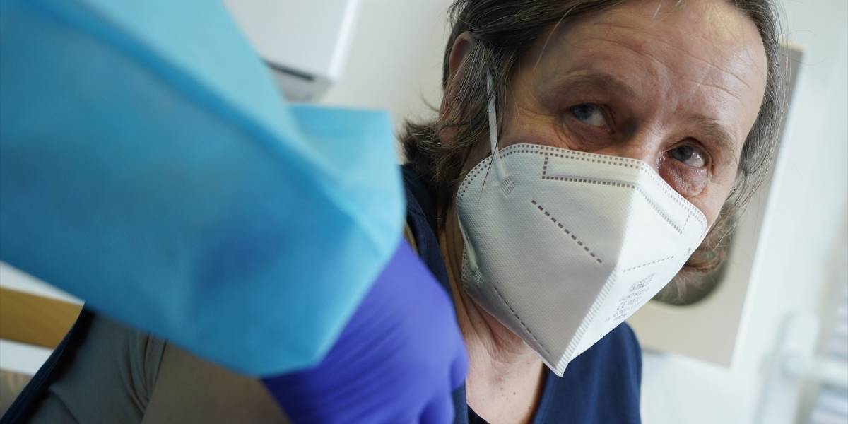 Primer caso de la variante británica del coronavirus llega a Ecuador
