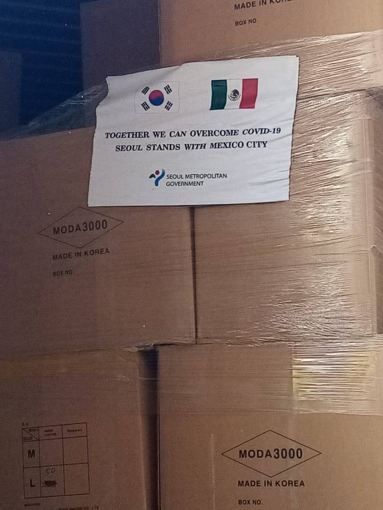 Trajes de protección sanitaria.