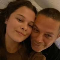 Alejandro Sanz está orgulloso de la transformación de su hija Manuela