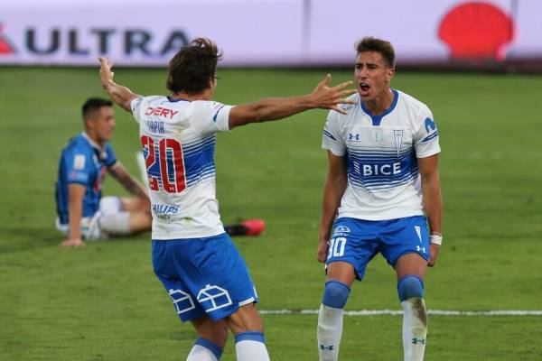 La fuerza joven devolvió al triunfo a Universidad Católica frente a Huachipato para seguir líderes