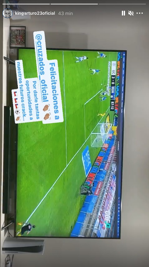 Arturo Vidal felicitó a la UC por jugar con jóvenes