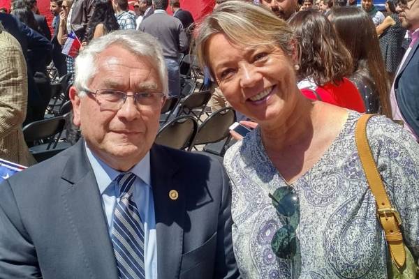 El fail de la Seremi de Gobierno de Tarapacá con el ministro Paris que causó confusión en las redes