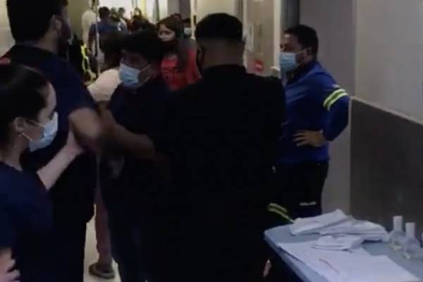 Hospital El Pino al rojo: habla familia de fallecido por covid y funcionarios de la salud protestan por falta de seguridad