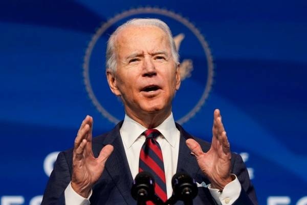 Joe Biden hace un llamado a Donald Trump a que "cumpla su juramento de defender la Constitución"