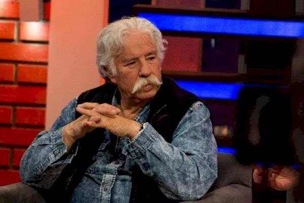 "Todo ha salido bien": Iván Arenas fue operado por su cáncer de colon
